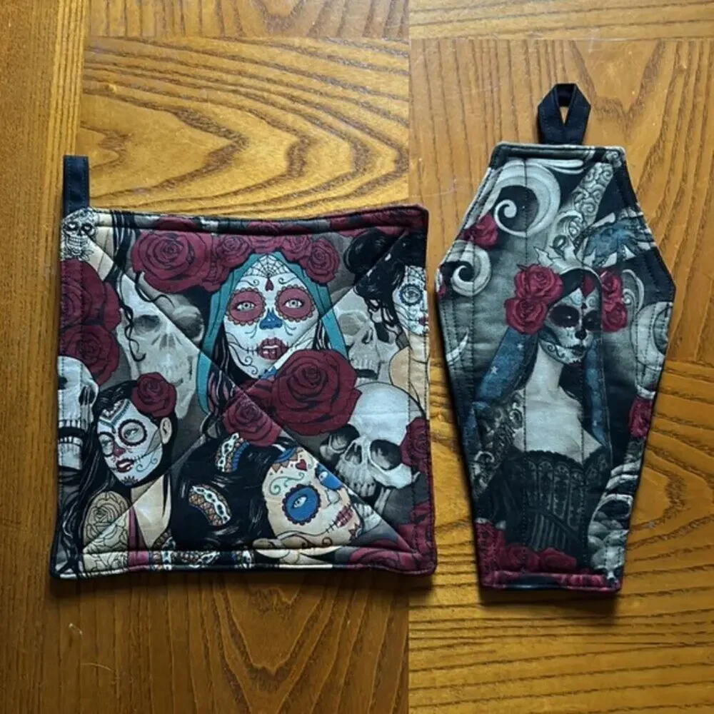 2 Halloween Hot Pad Potholder Cloth Trivet Sugar Skull calavera Coffin Square